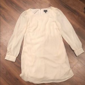 White long sleeve dress